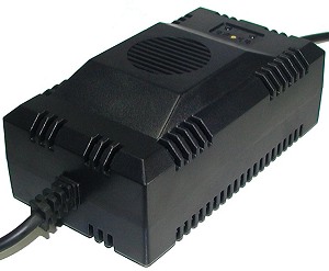 24 Volt 5 Amp Battery Charger with 3-Port House Plug 