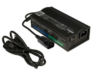 24 Volt 4 Amp Automatic Battery Charger 3-Prong House Plug 