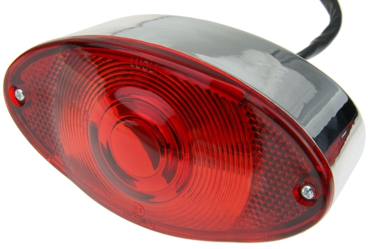 Fender Mount Taillight with Oval Red Lens and Chrome-Plated Body, with 60 Volt 10/5 Watt Bulb 